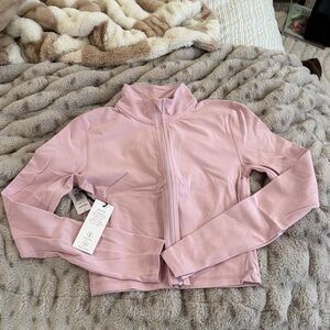 ARITZIA // GOLDEN BUTTER LIMIT ZIP